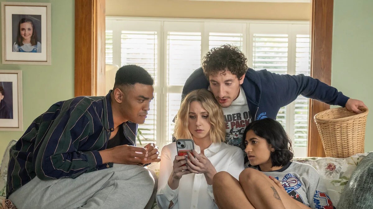 Η νέα κωμωδία του FX “Adults” αντλεί έμπνευση από εμβληματικές σειρές