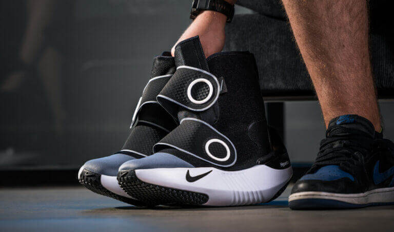Τα νέα παπούτσια Nike Hyperboot με θέρμανση και συμπίεση