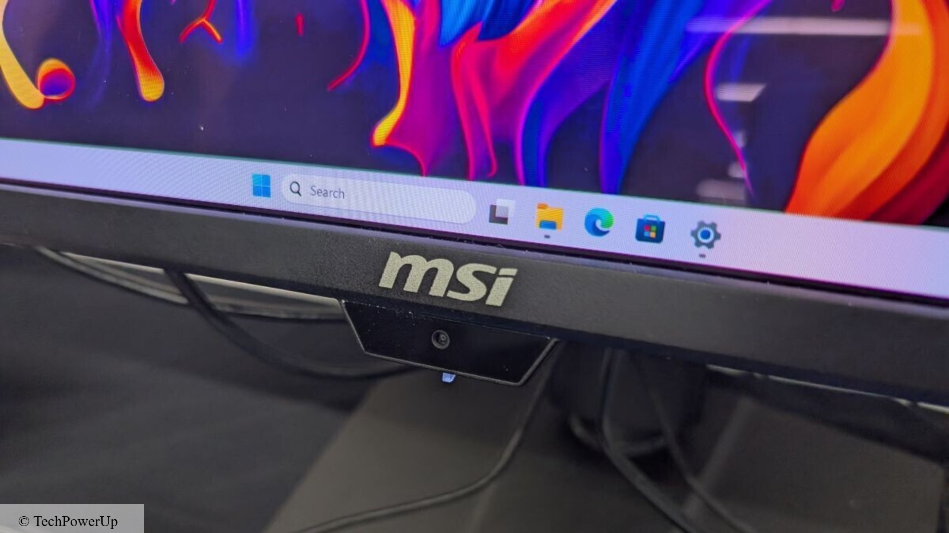 Η νέα οθόνη OLED της MSI παρακολουθεί, αλλά για καλό λόγο