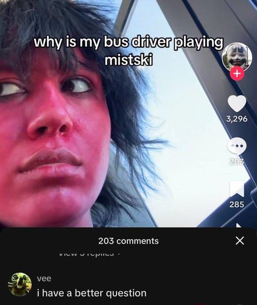 Γιατί ο οδηγός του λεωφορείου μου παίζει Mitski;