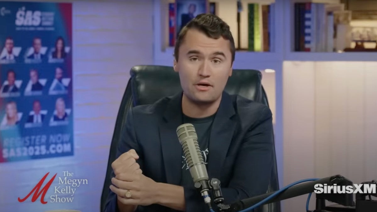 Η αποστολή του Τραμπ στο Ιράν και η εσωτερική σύγκρουση στο GOP