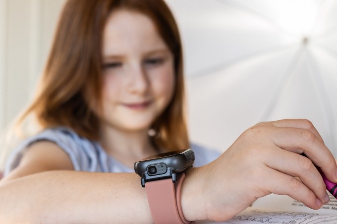 Pinwheel: Ένα νέο smartwatch για παιδιά με AI chatbot