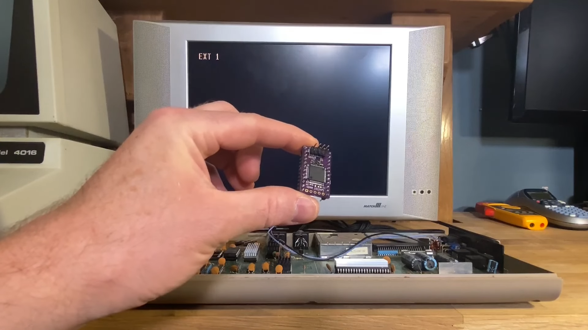 Επαναστατική λύση για 8-bit ROM: Software Defined Retro ROM