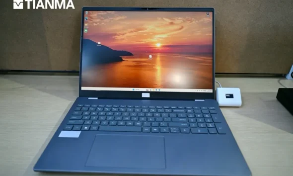Tianma: 14” 2.8K οθόνη συμβατή με Razor Lake
